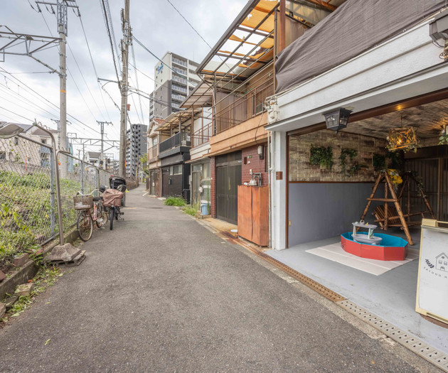 50㎡ 2-Story House / Direct Train to Osaka Station