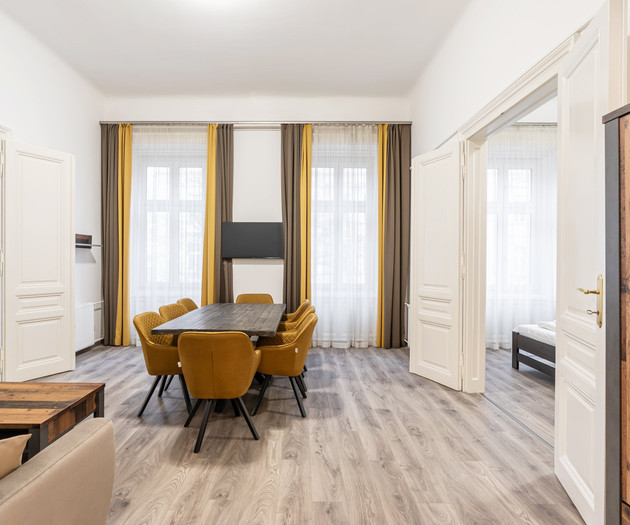 Modern 2-bedroom apartment with monthly cleaning