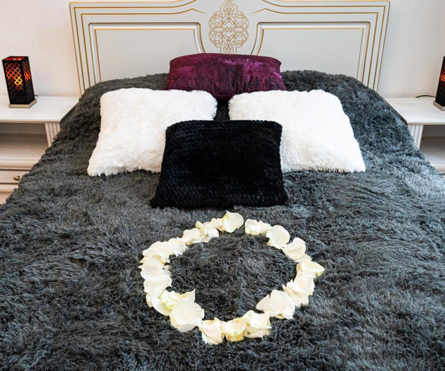 Black Diamond Suite | Spacious 3BR Central Prague