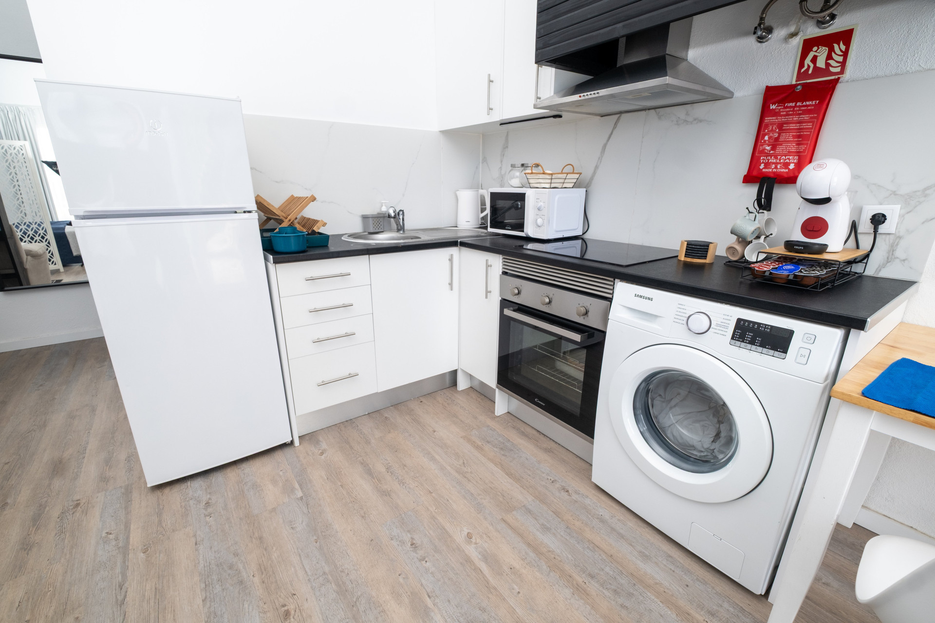 Kitchen with washer and appliances