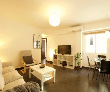 HOMEABOUT CERVANTES APARTMENT 31 (2BR 1BT)