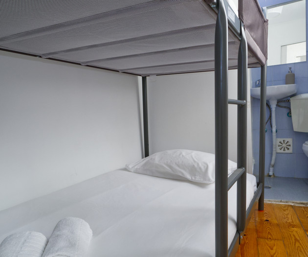 Apartamento na Rua Principal de Alfama