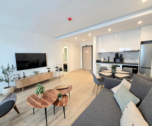 TT Luxury Homes | Artemis – Shared Pool & Gym NEW
