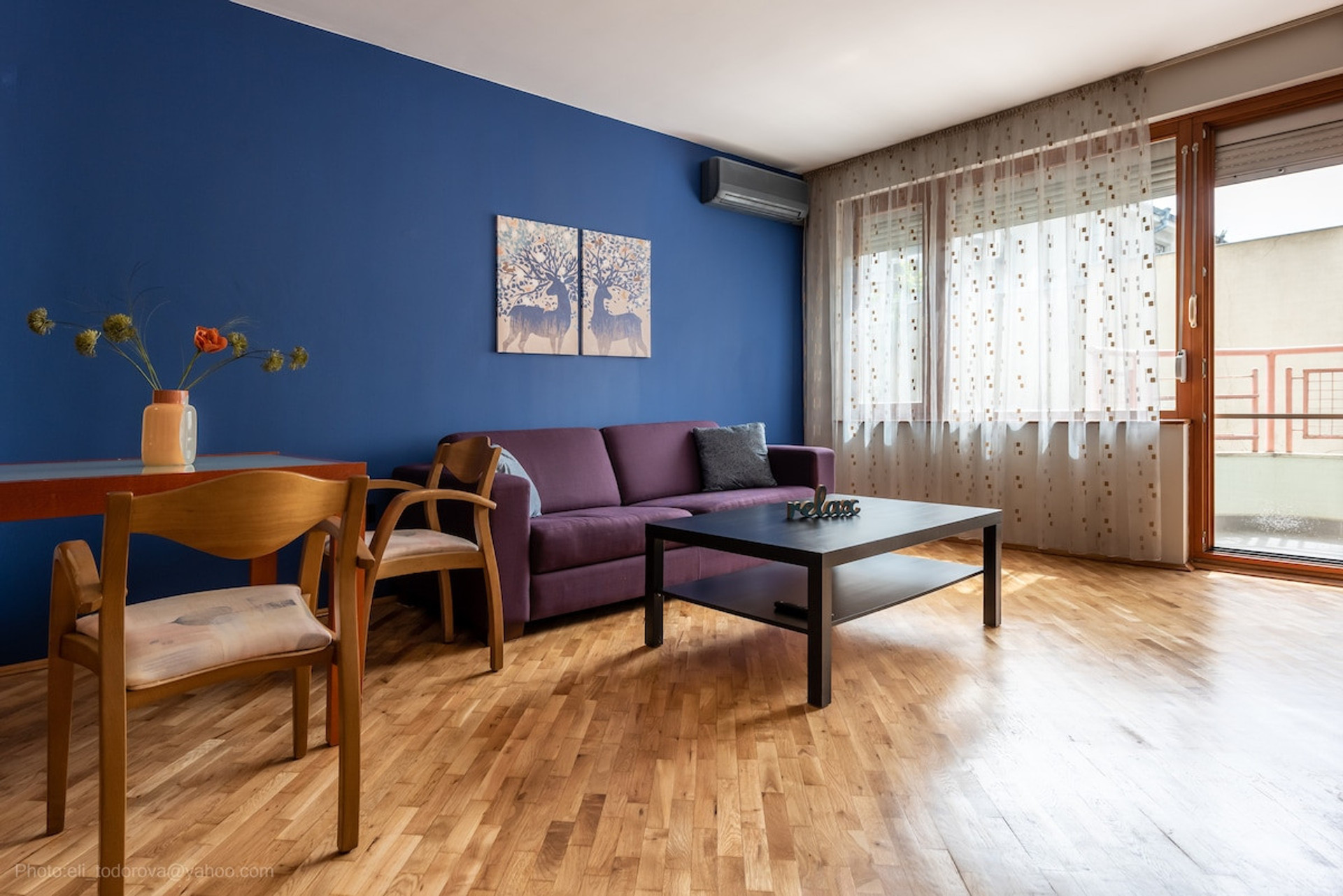 Living room image 2