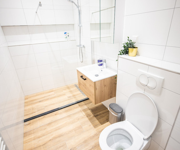 Sleek City Center 2BDR Apartment VP