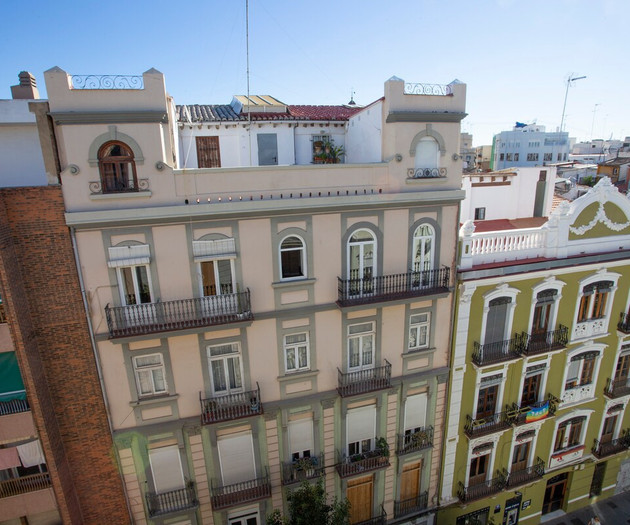 CAD10 - Beautiful 2-Bedroom Penthouse in Ruzafa