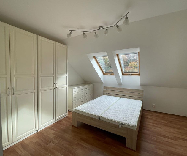 100m two-story attic apartment near to city centre