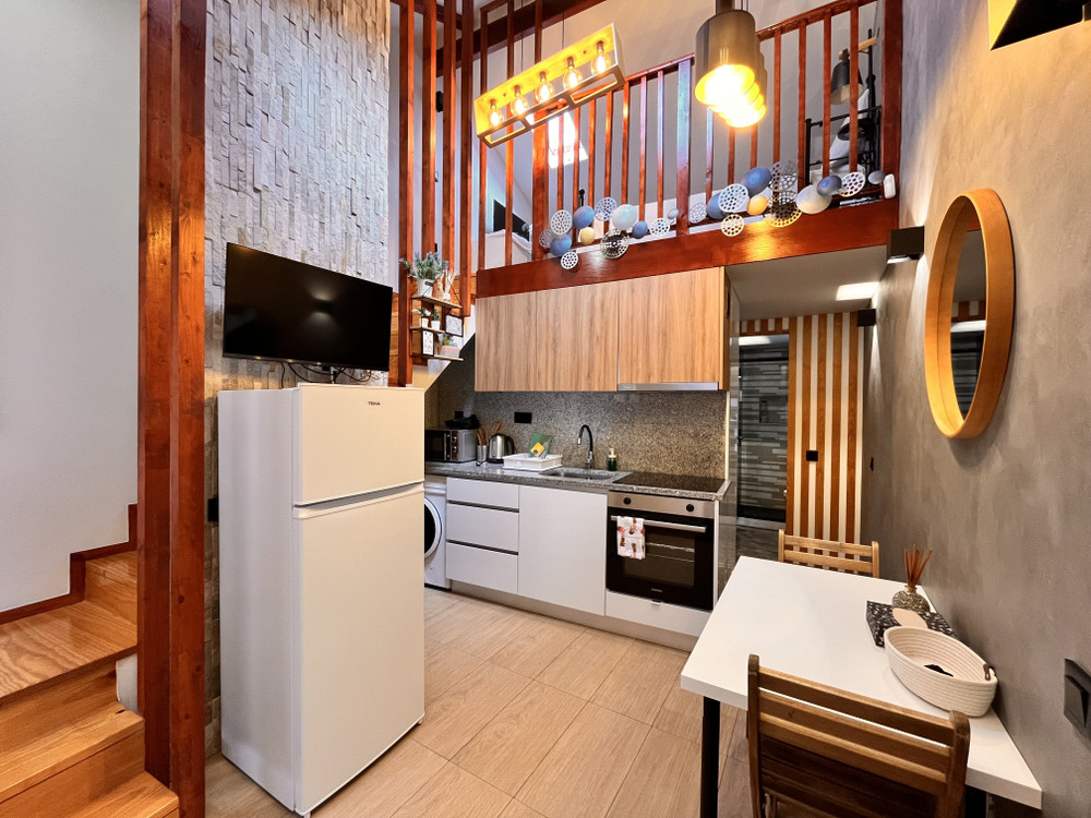 V2 House at Foz preview