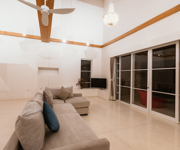 Luxury Ocean Front Private Pool  5 BDR Nalas Villa