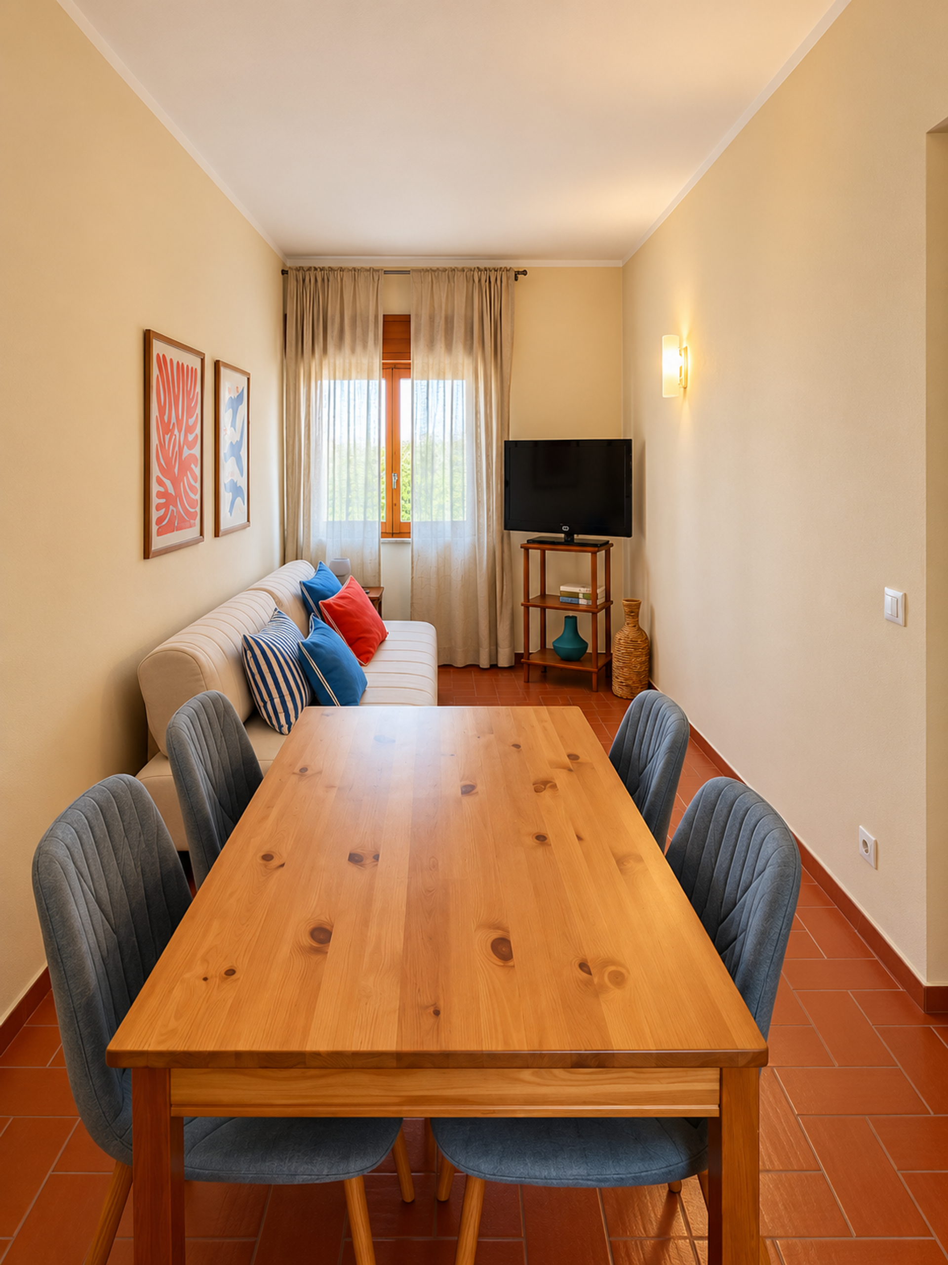 Living and dining area