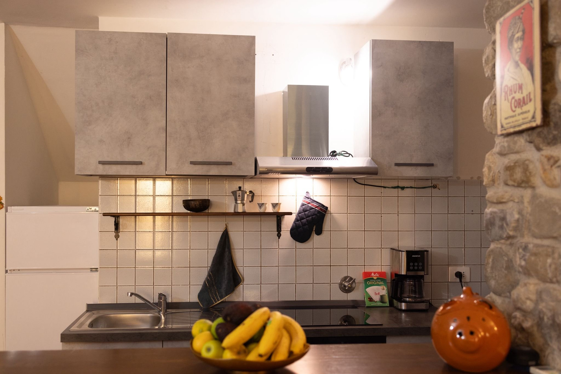 Kitchen cabinets countertop appliances