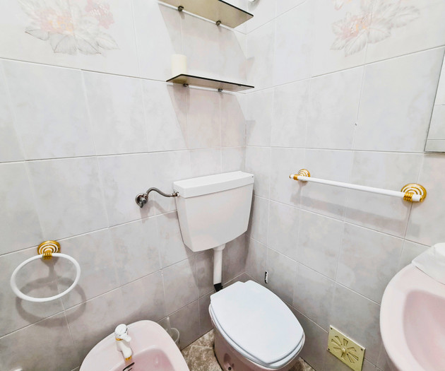 Private room for male only in Santa Apolónia