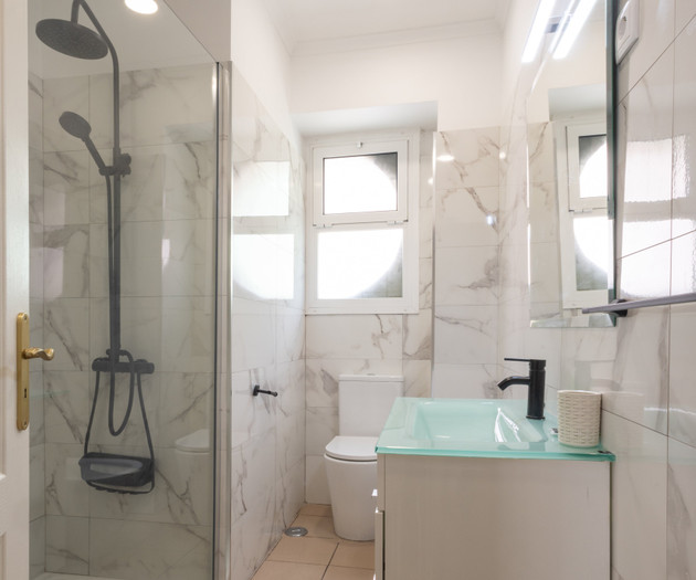 Guesthouse 5 suites 10 Guests 5 wc Avenue liberty
