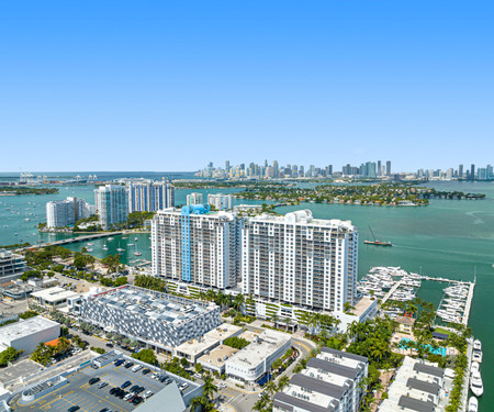 Miami Skyline Luxe Penthouse