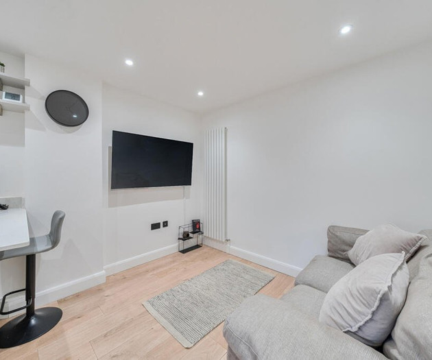 Beautiful 2 bed flat in Central London.