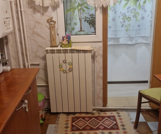 Large Group Accommodation Bucharest, 4 apt,20slips