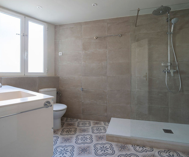 Big apartment with terras, Calle del Hospital 1.28