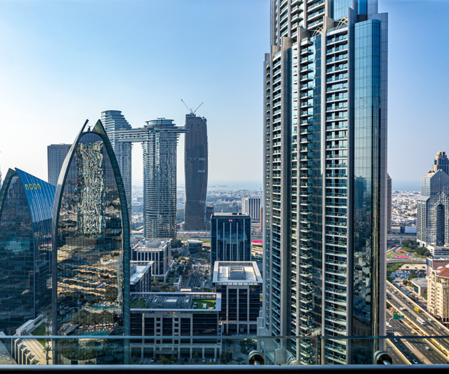Luxury Living Apartment With City Views