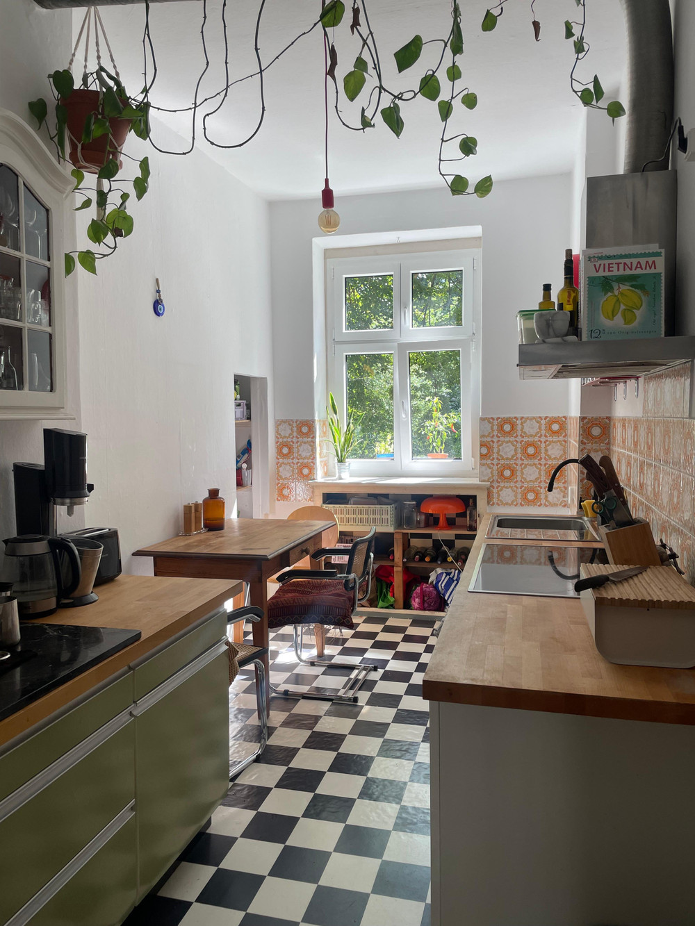 Charming Neukölln Flat with Garden Access & Balcon preview