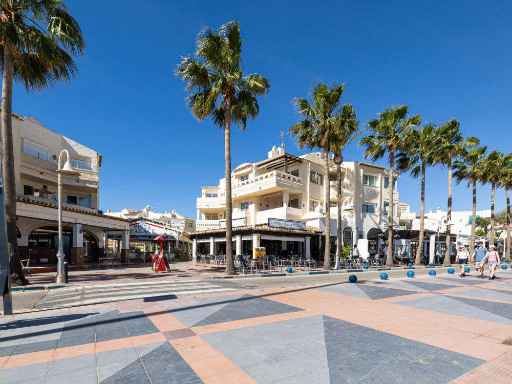 Apartment in Puerto Marina with porch & A/A & Pets preview