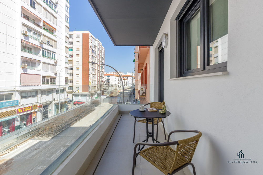 Eugenio Gross MidStay by Living4Malaga preview