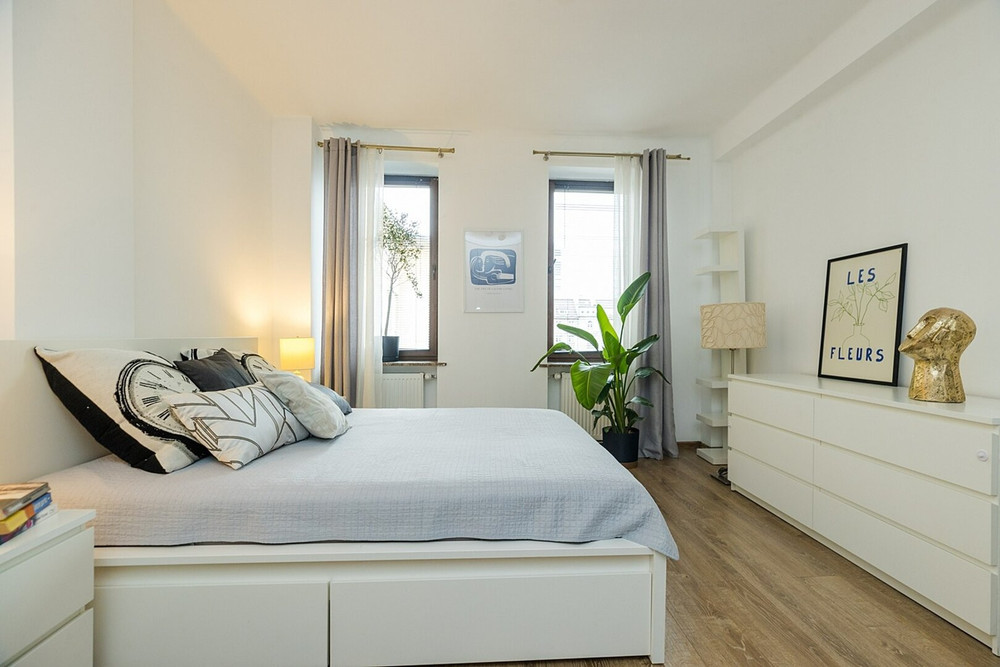 SuperApart Chmielna apt 100 preview