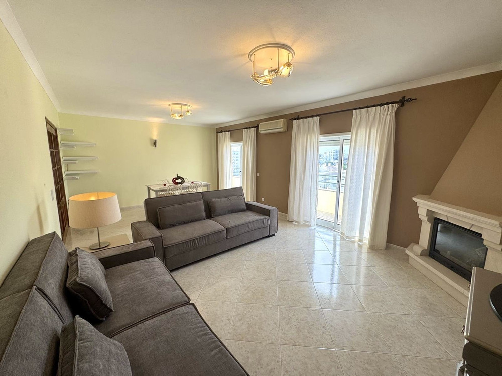 3-bedroom apartment, 171 sqm, very good area preview