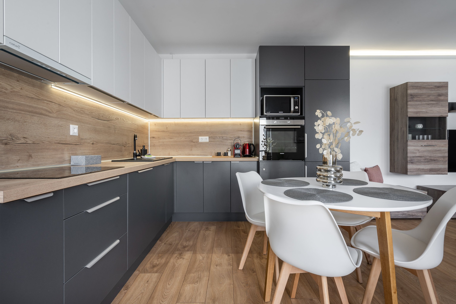 Modern kitchen with dining area