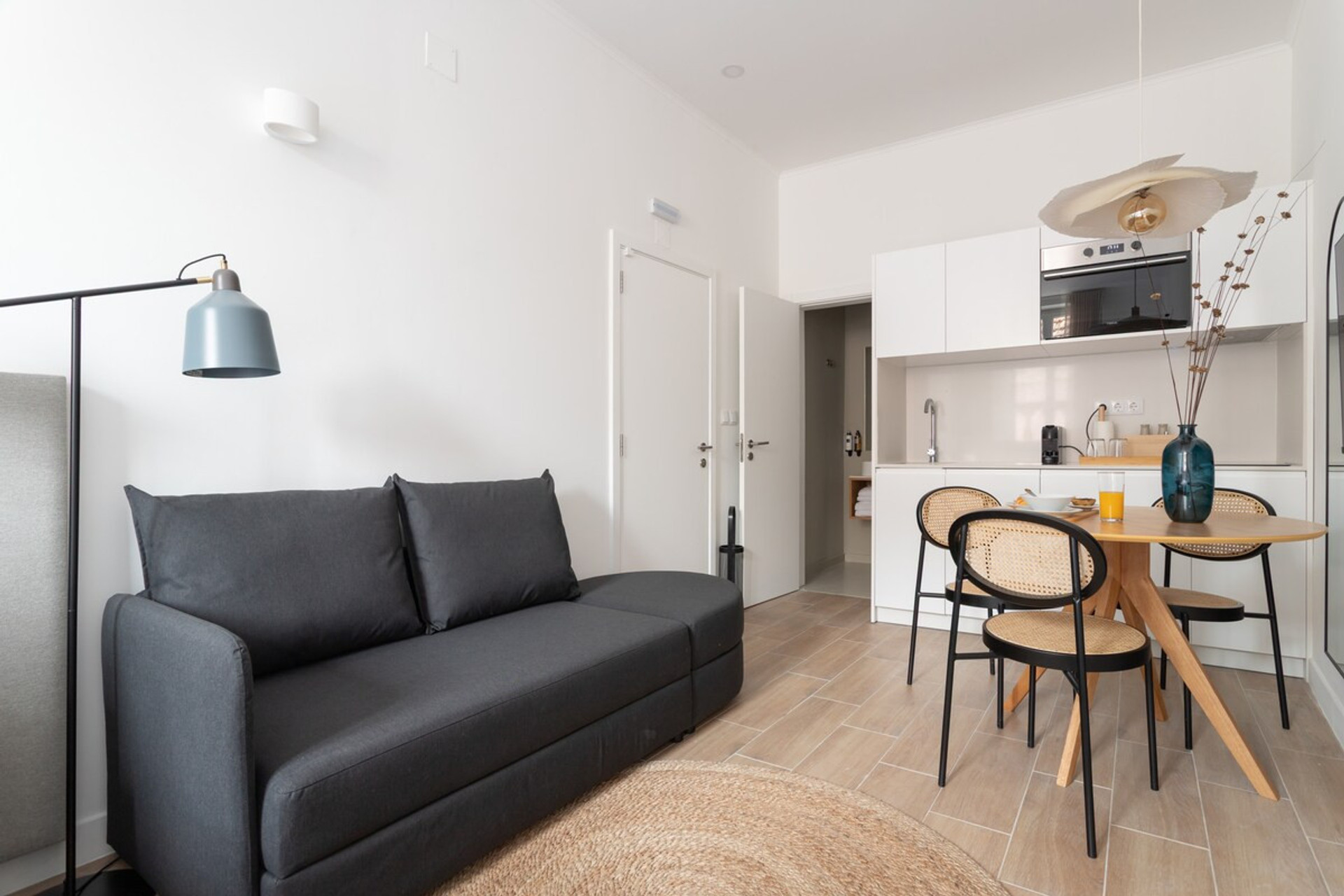 Living room image 1