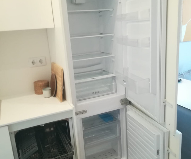 Campo Pequeno, T1 Lisbon center. No deposit