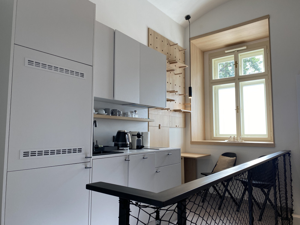 Honest KARLIN - Cozy & Small City Duplex Room + preview