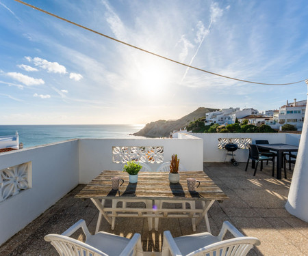 Comfy Flat W/ Rooftop Beach View by LovelyStay