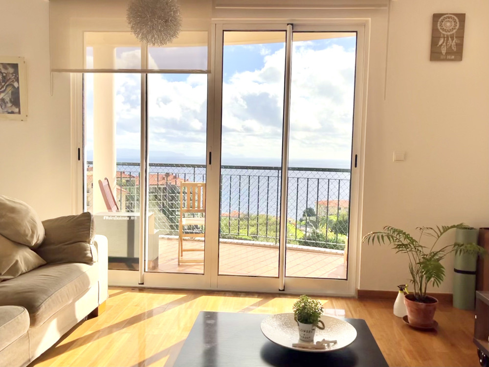 modern, large room with sea-view balcony preview