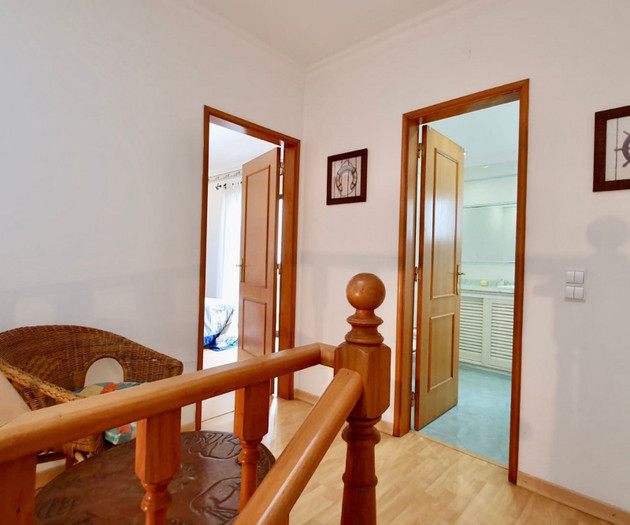 Alto dos Caliços 2BR House w/ Garden by LovelyStay