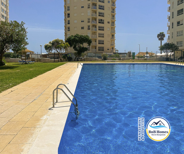BnB Homes vibrant Ocean View terraced apartment