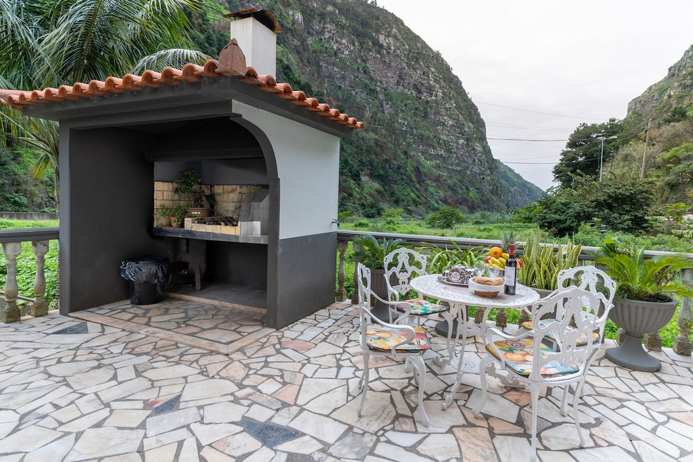 Madeira Inn Paradise by Madeira Real preview