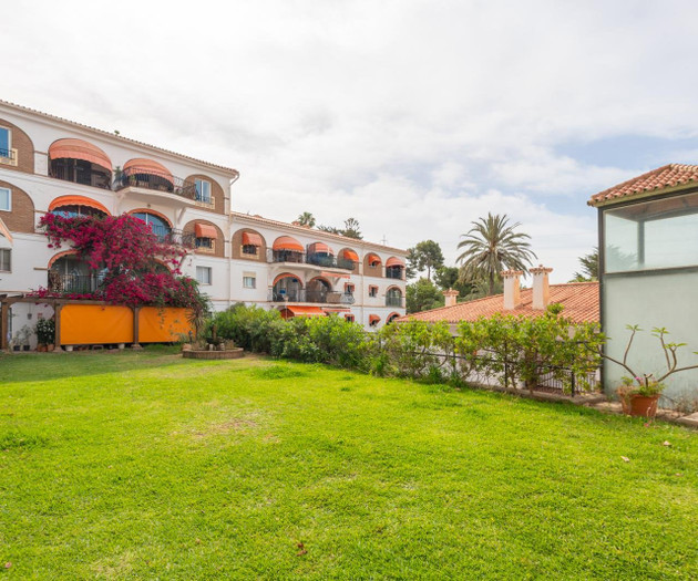 Beach view| Terrace | Pool | Workspace | HS WIFI