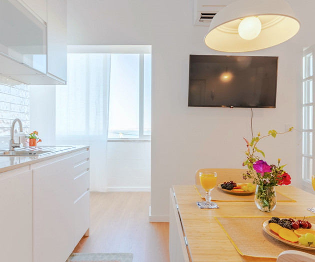 Tágides Plus - Sunny apartment with River view