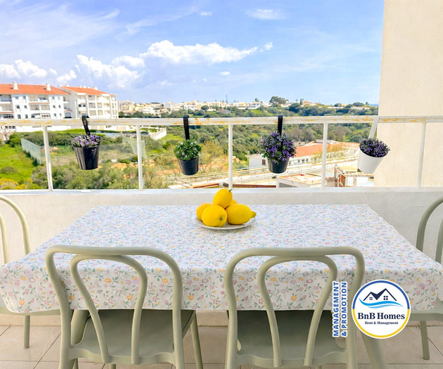 BnB Homes Ocean view Two-bedroom apartment, 300 m
