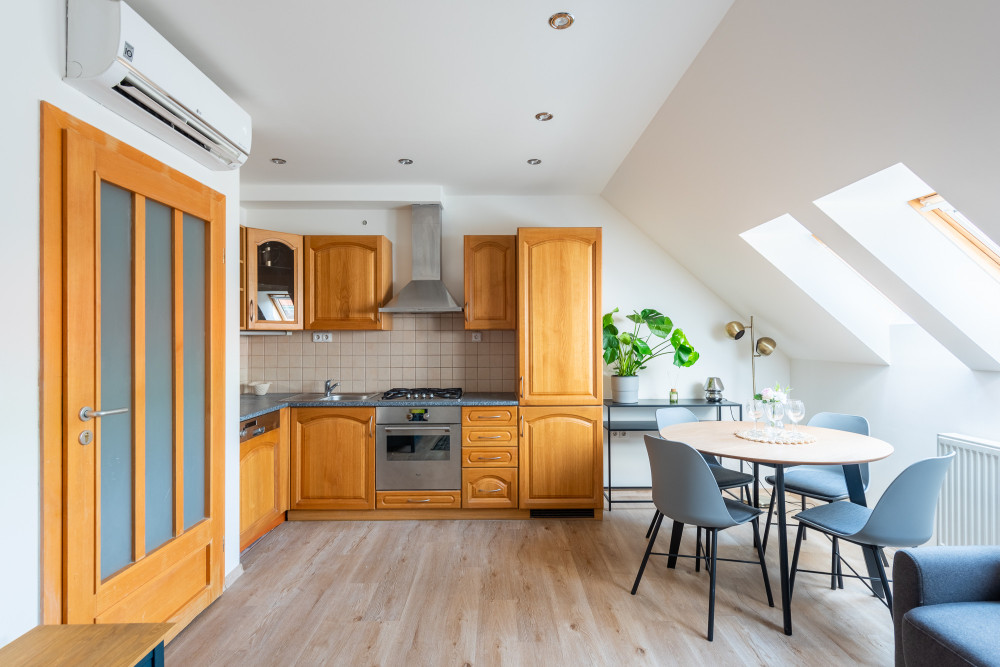 Spacious and newly renovated maisonette apartment preview