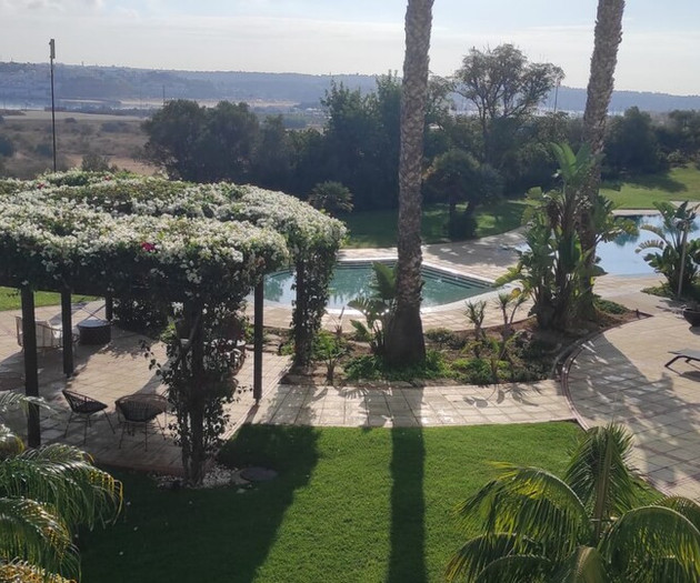 Marina View Apartment with Pool