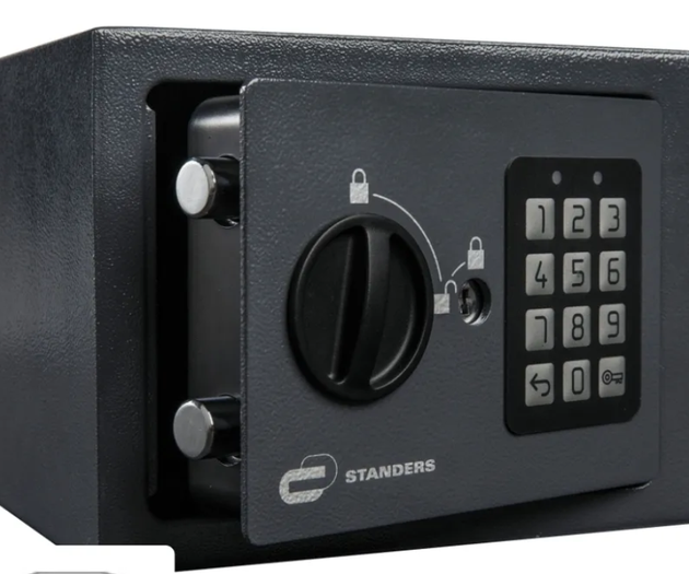 Digital safe box