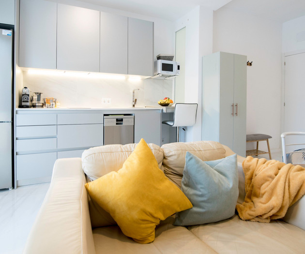SleekLofts Romantic Studio for 2 with Kitchen