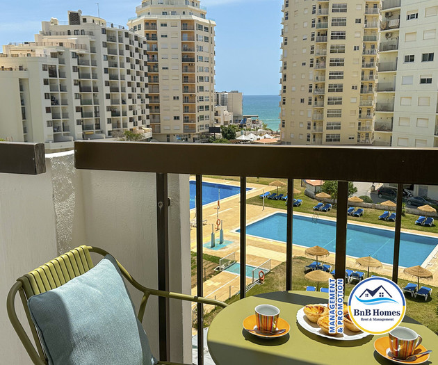 BnB Homes vibrant Ocean View terraced apartment