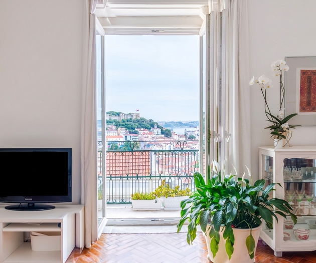 2-Bedroom Panoramic City & River Views | Graça