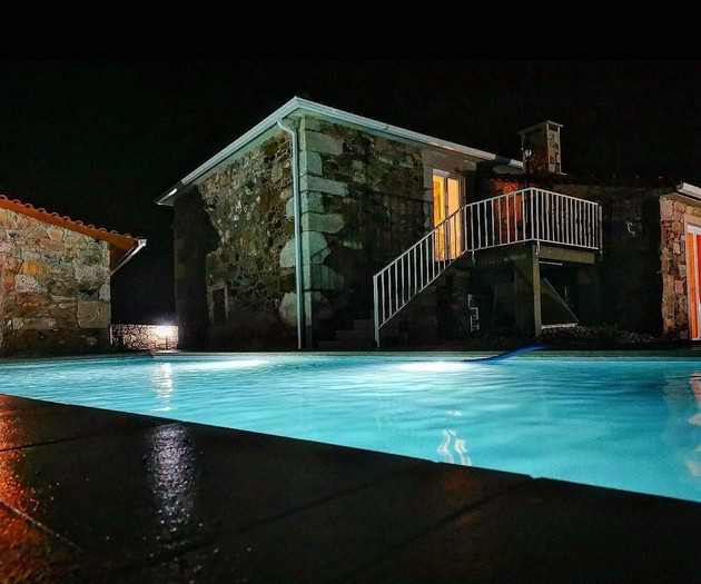 Luxury 5‑Bedroom Villa with Pool and Garden