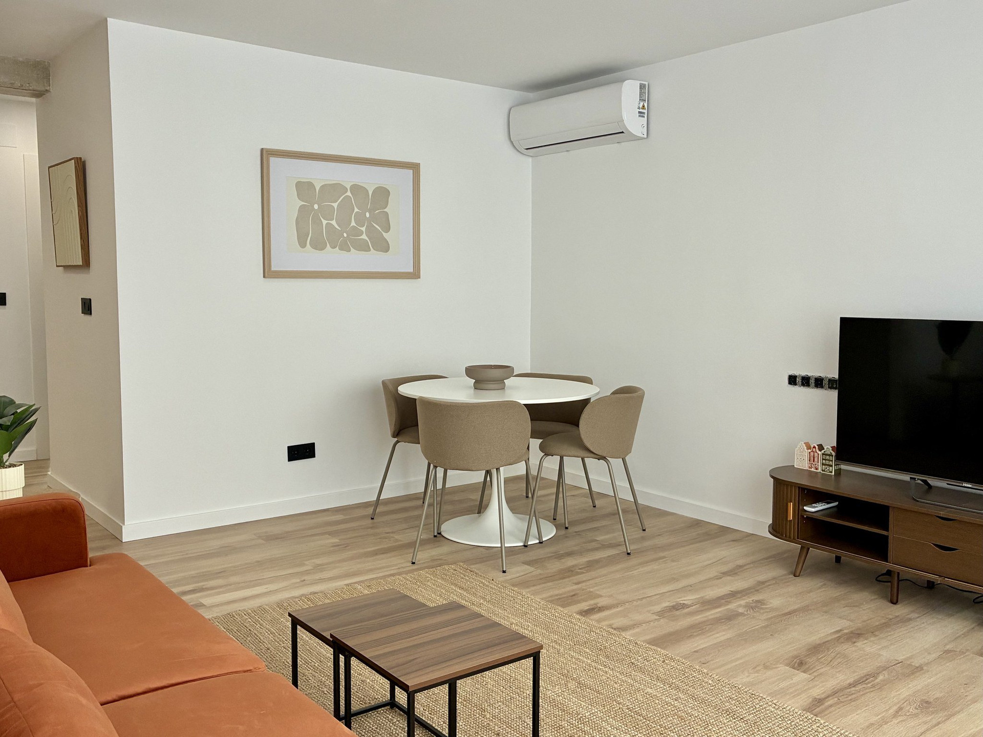 Dining area with air conditioning