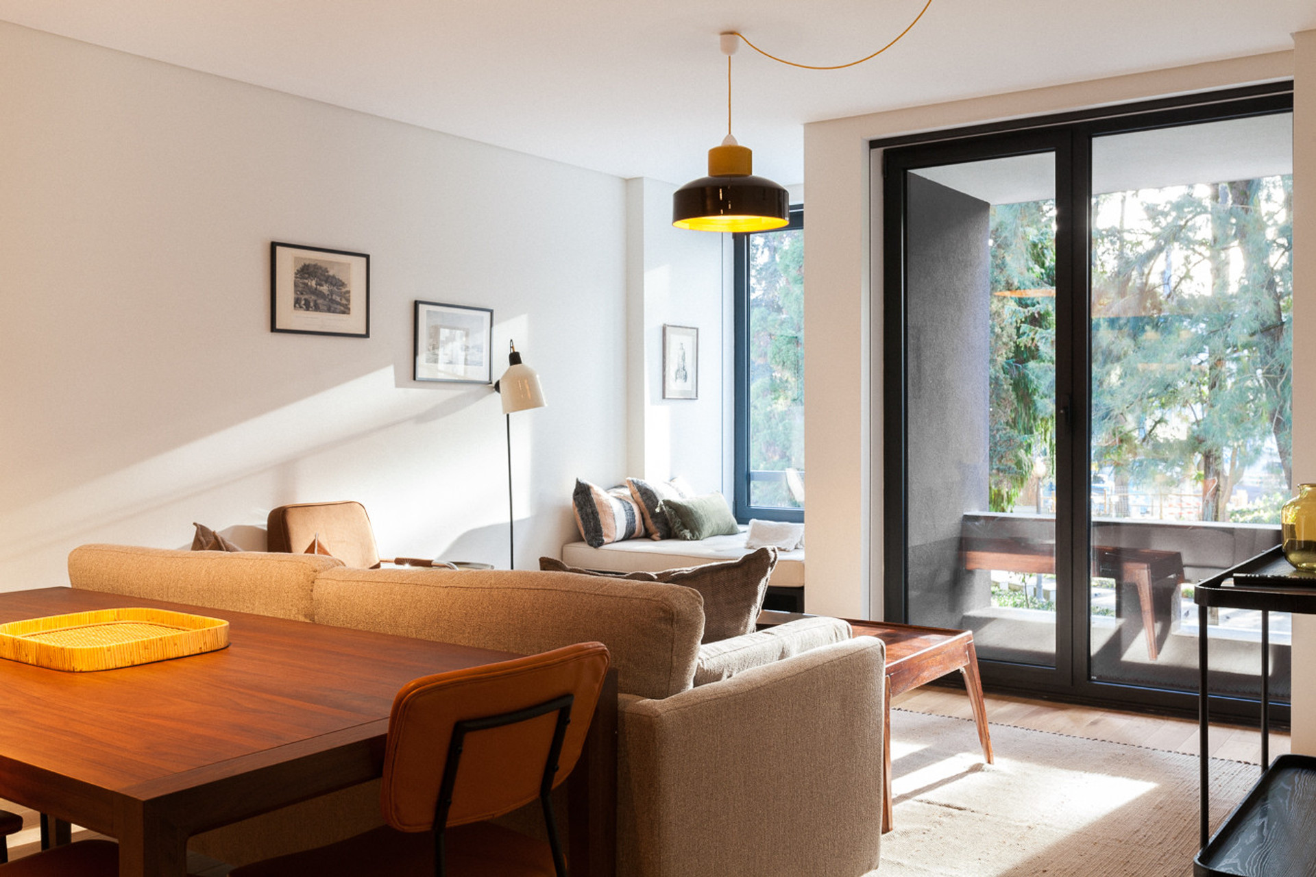 Living room & Kitchenette 