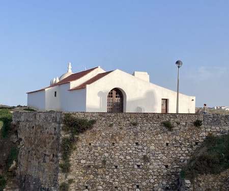 Suite in a Villa near the beach - Peniche