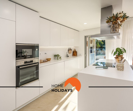 #264 Green Apartments C04 by Home Holidays